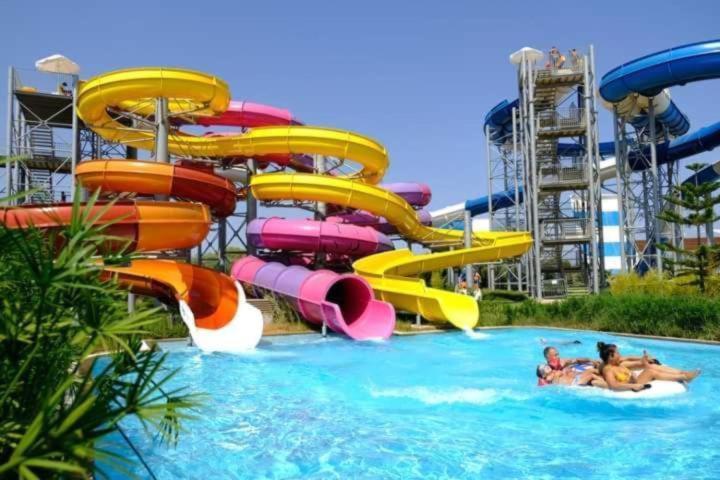 Concorde Luxury Resort & Casino & Convention & Spa ファマグスタ エクステリア 写真