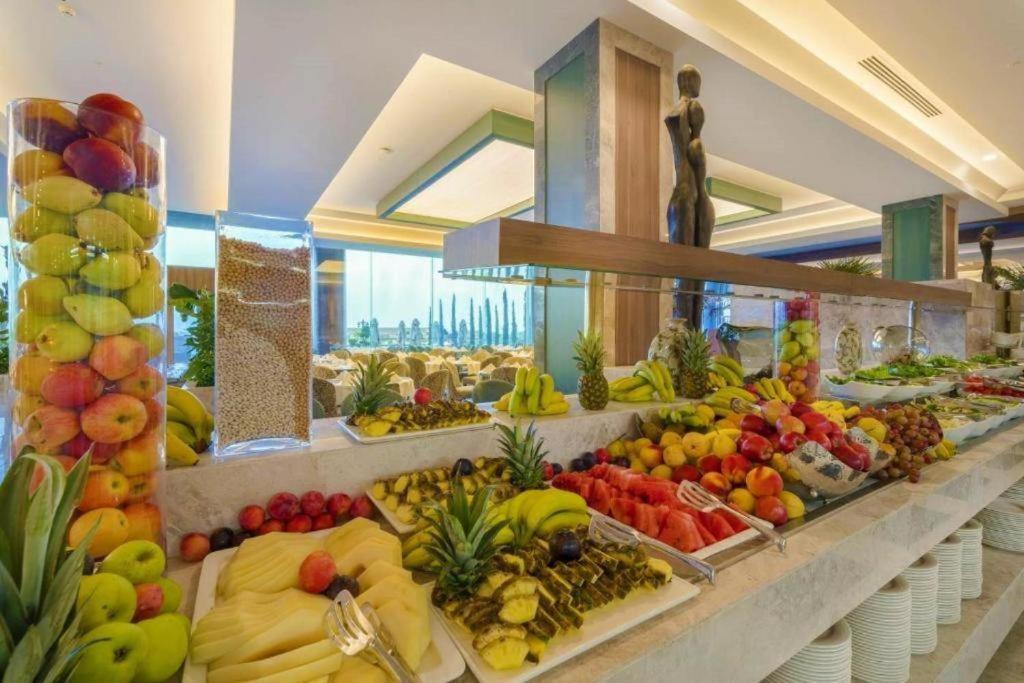 Concorde Luxury Resort & Casino & Convention & Spa ファマグスタ エクステリア 写真