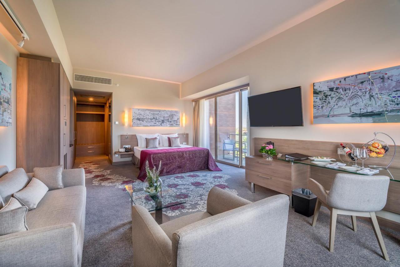 Concorde Luxury Resort & Casino & Convention & Spa ファマグスタ エクステリア 写真